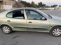 voitures-renault-megane-1-1998-bejaia-algerie