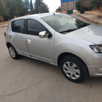 voitures-dacia-sandero-2015-ain-el-hadjar-saida-algerie