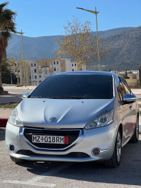 voitures-peugeot-208-2015-allure-batna-algerie