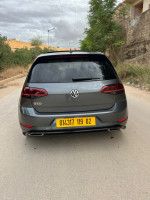 voitures-volkswagen-golf-7-2019-chlef-algerie