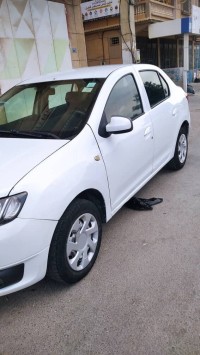 سيارات-dacia-logan-2015-دار-البيضاء-الجزائر
