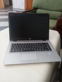 HP EliteBook 840 G3 i5-6300U / 8GB RAM / 512GB SSD / 14 pouce