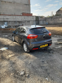 voitures-kia-rio-5-portes-2014-hraoua-alger-algerie