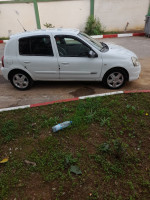 voitures-renault-clio-campus-2012-bye-hraoua-alger-algerie