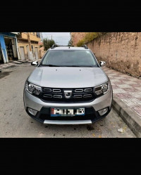 voitures-dacia-sandero-2017-stepway-batna-algerie