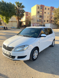 voitures-skoda-fabia-2011-khemis-miliana-ain-defla-algerie