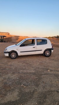 cars-renault-clio-2-2001-el-hachimia-bouira-algeria