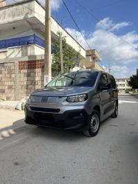 السيارات-النفعية-fiat-doblo-2025-قالمة-الجزائر