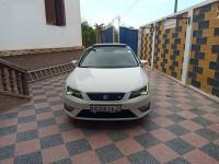 voitures-seat-leon-2016-linea-r-filfla-skikda-algerie