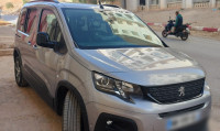 voitures-peugeot-rifter-2023-gt-maghnia-tlemcen-algerie