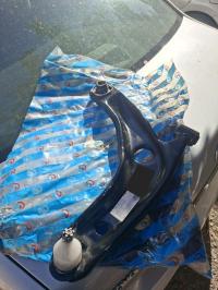 suspension-direction-triangle-droit-toyota-yaris-sedan-2008-dely-brahim-alger-algerie