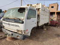 camion-nissan-diesel-ud-cabstar-2009-barika-batna-algerie