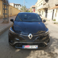 voitures-clio-5-rs-ligne-2023-oran-algerie