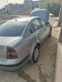 voitures-volkswagen-passat-2002-el-eulma-setif-algerie