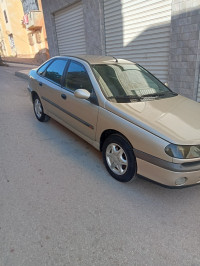 voitures-renault-laguna-1-1995-mlabsa-ghazaouet-tlemcen-algerie