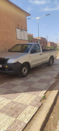 voitures-toyota-hilux-2012-el-biod-naama-algerie