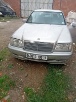 voitures-mercedes-classe-c-2000-c200-akbou-bejaia-algerie