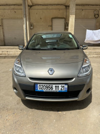 voitures-renault-clio-3-2011-skikda-algerie