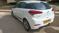 voitures-hyundai-i20-2018-prestige-lazharia-tissemsilt-algerie