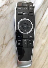 Casque et télécommande Mercedes 