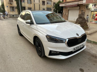 voitures-skoda-fabia-2022-style-avec-toit-panoramique-cheraga-alger-algerie