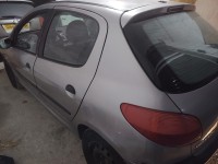 voitures-peugeot-206-2001-ain-mlila-oum-el-bouaghi-algerie