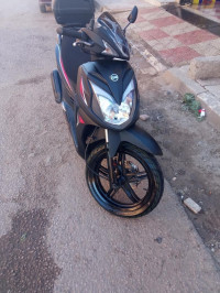 motos-et-scooters-symphony-sr-sym-2023-medjebar-medea-algerie