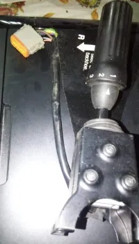 Sélecteur de vitesse retrochargeur 