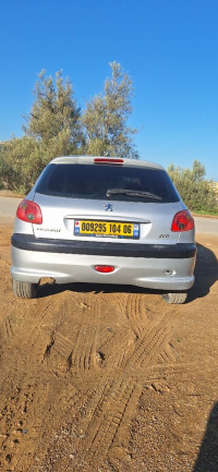 voitures-peugeot-206-2004-aokas-bejaia-algerie