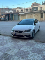 moyenne-berline-seat-leon-2020-urban-djelfa-algerie