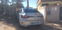 voitures-renault-megane-5-2023-intence-chlef-algerie