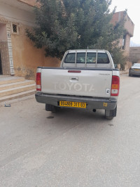 utilitaire-toyota-hilux-2011-aflou-laghouat-algerie