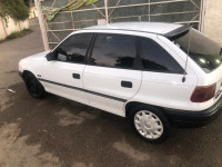 voitures-opel-astra-1993-staoueli-alger-algerie