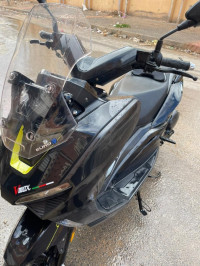 motos-et-scooters-vms-vmax-2023-saida-algerie