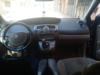 voitures-renault-scenic-2005-bechar-algerie