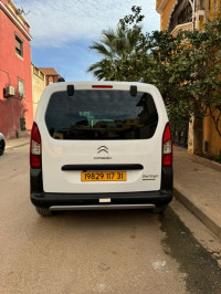 voitures-citroen-berlingo-2017-ain-temouchent-algerie