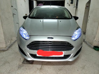 voitures-ford-fiesta-2014-collo-skikda-algerie