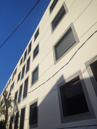 appartement-vente-f3-alger-bordj-el-bahri-algerie