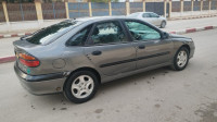 voitures-renault-laguna-1-1996-boudouaou-boumerdes-algerie