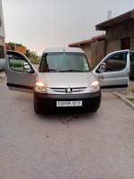 commerciale-peugeot-partner-2010-origin-vu-bouandas-setif-algerie