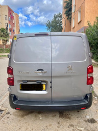 utilitaire-peugeot-expert-2019-el-harrach-alger-algerie