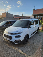 voitures-citroen-berlingo-2021-restylee-sedrata-souk-ahras-algerie