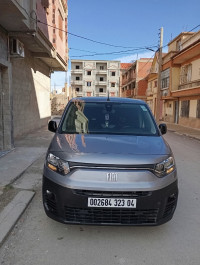 utilitaire-fiat-doblo-2023-oum-el-bouaghi-algerie