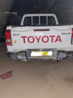 voitures-toyota-hilux-2017-legend-dc-4x2-ouargla-algerie