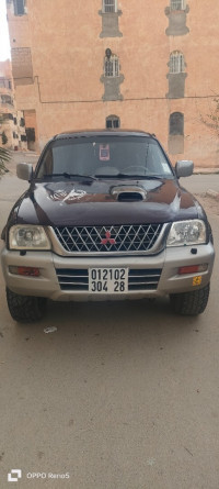 utilitaire-mitsubishi-l200-2004-bou-saada-msila-algerie