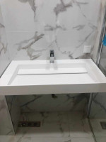 autre-vasque-incline-en-solid-surface-corian-sur-mesure-reghaia-alger-algerie