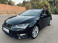 moyenne-berline-seat-leon-2015-fr15-saida-algerie