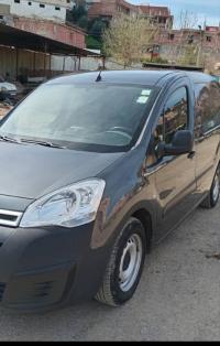 سيارات-citroen-berlingo-2018-الأخضرية-البويرة-الجزائر