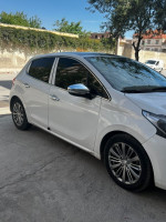 citadine-peugeot-208-2018-allure-ain-mlila-oum-el-bouaghi-algerie