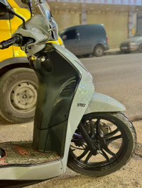 motos-et-scooters-vms-coral-2023-medea-algerie